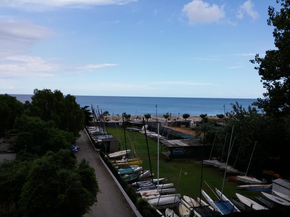 Hotel Le Pleiadi San Felice Circeo Bagian luar foto